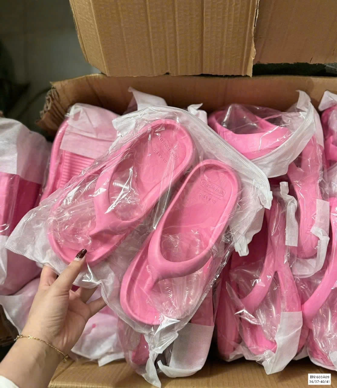 TÔNG TRƠN MÀU EVA