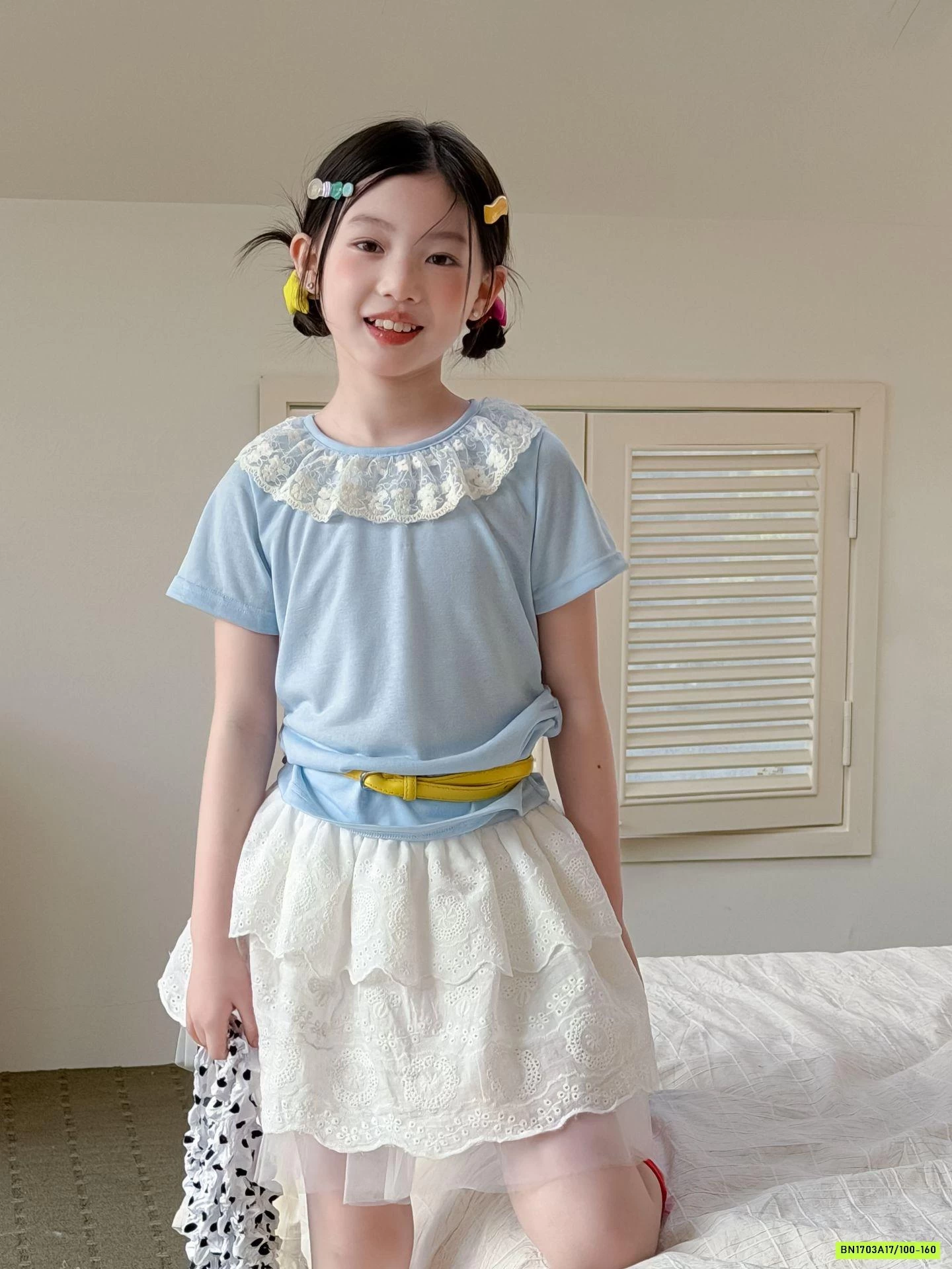 MONTGOGHI XANH MIX CV REN TRẮNG