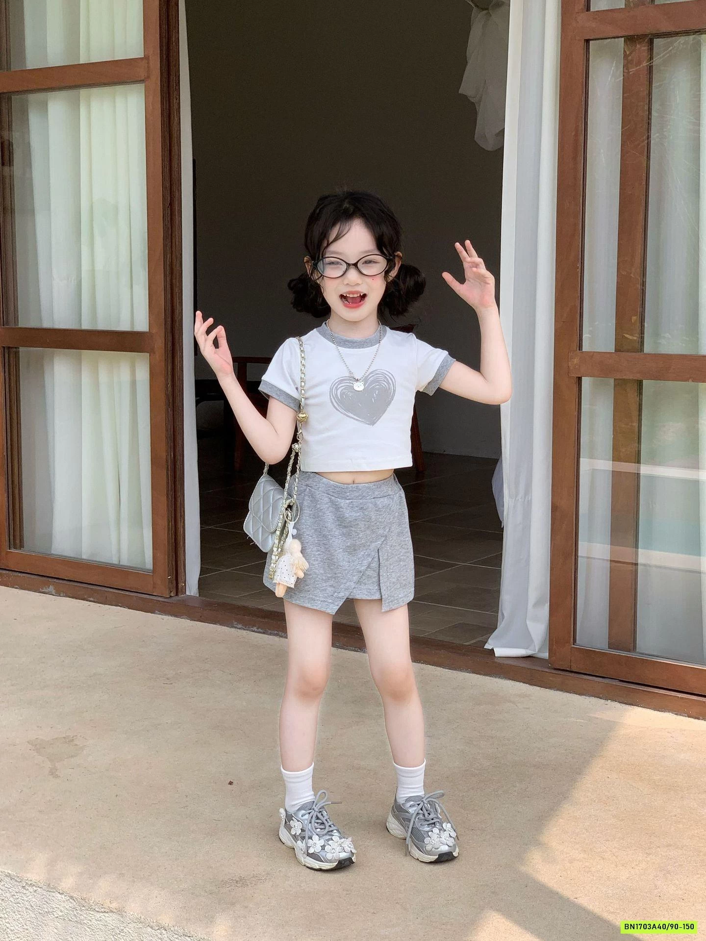 SÉT CROPTOP TRÁI TIM MIX CV XÁM