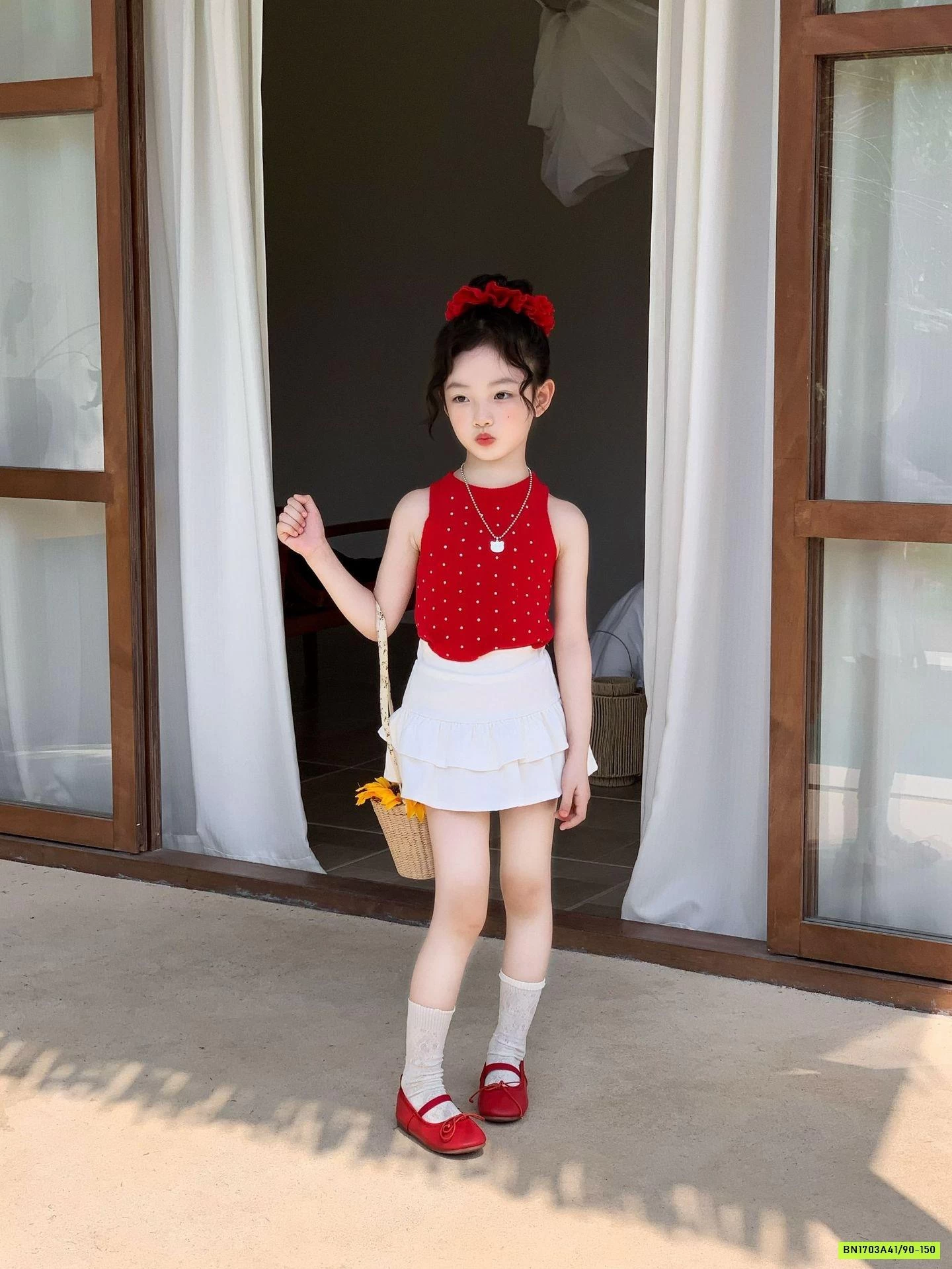 ÁO YẾM CHẤM BI MIX CV TRẮNG