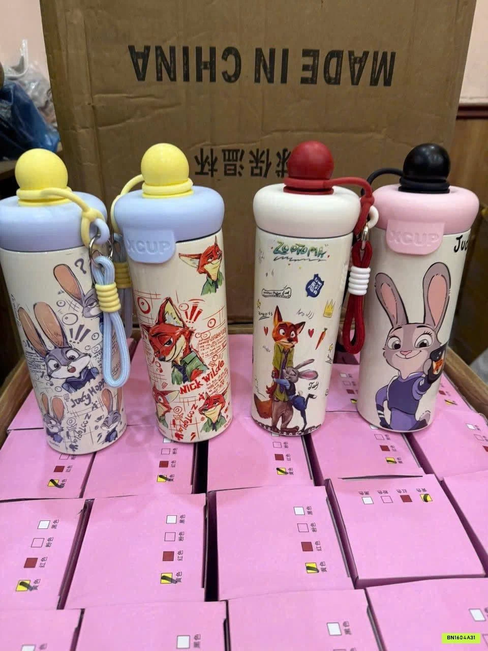 BÌNH NƯỚC ZOOTOPIA