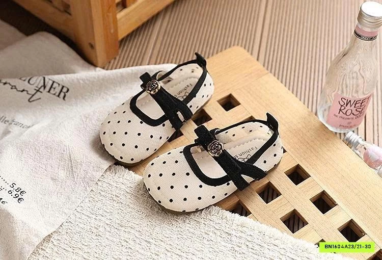 GIÀY BÚP BÊ LƯỚI ĐÍNH HOA TRÀ
