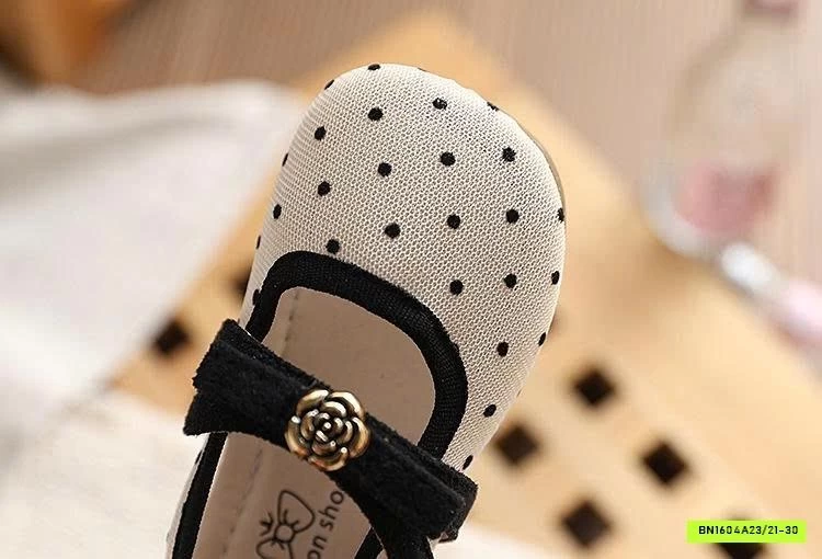 GIÀY BÚP BÊ LƯỚI ĐÍNH HOA TRÀ