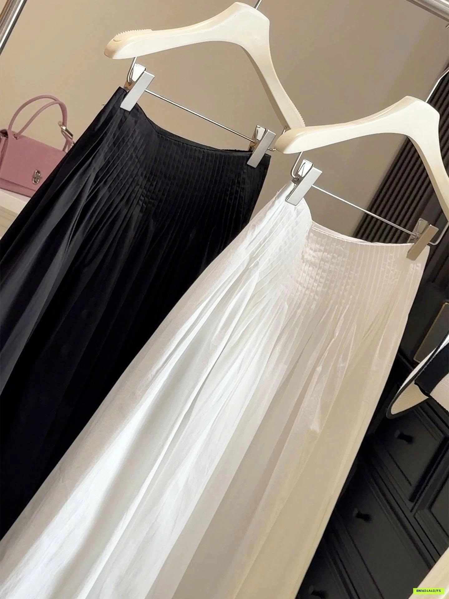 CHÂN VÁY DÁNG DÀI ANNA