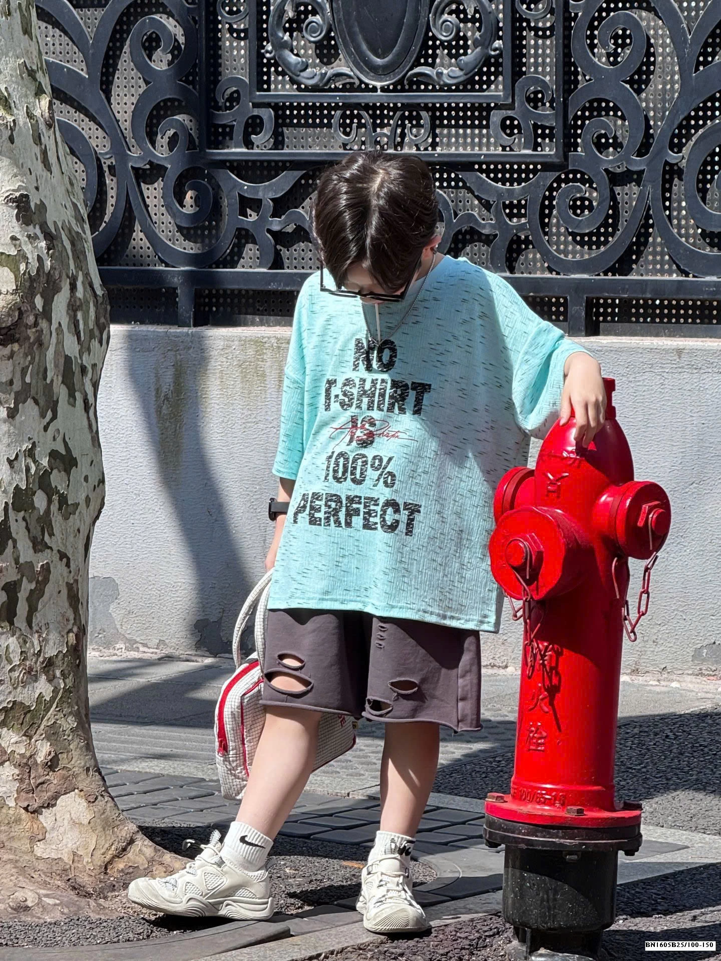 ÁO THUN CHỮ THỜI TRANG