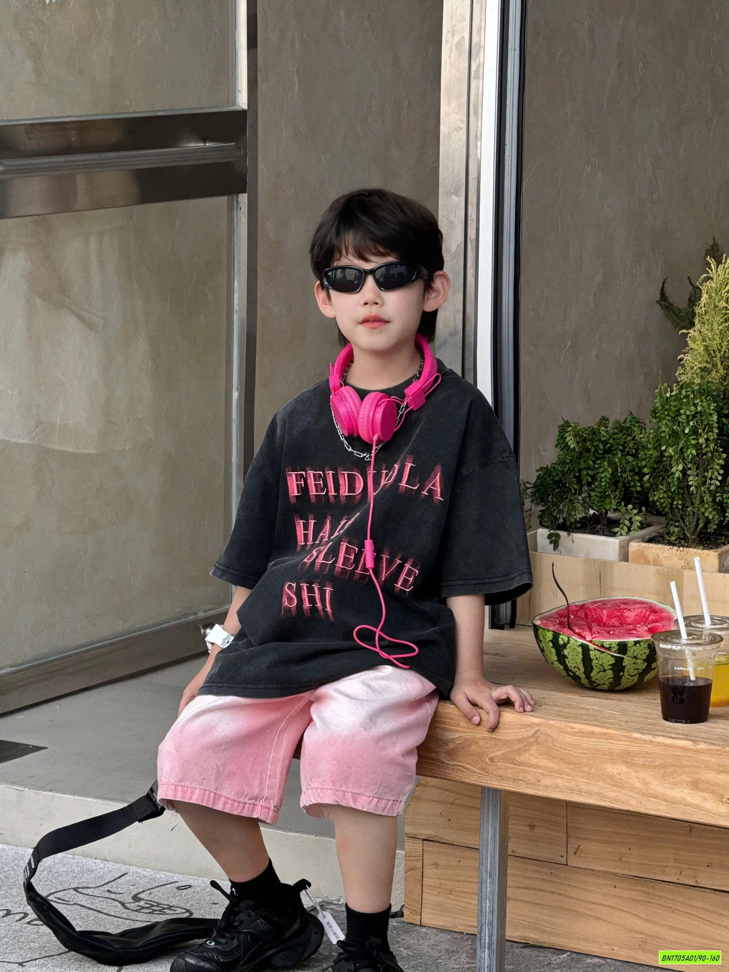 ÁO DEN IN CHỮ MIX SHORT HỒNG LOANG