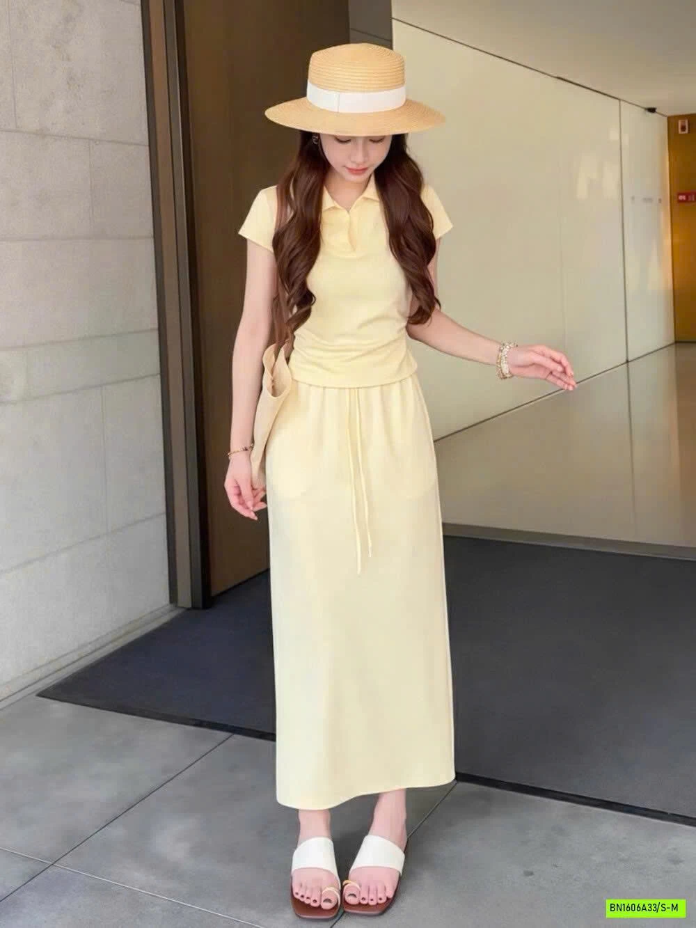 MONTOGHI LOGO NGỰA WG.WE