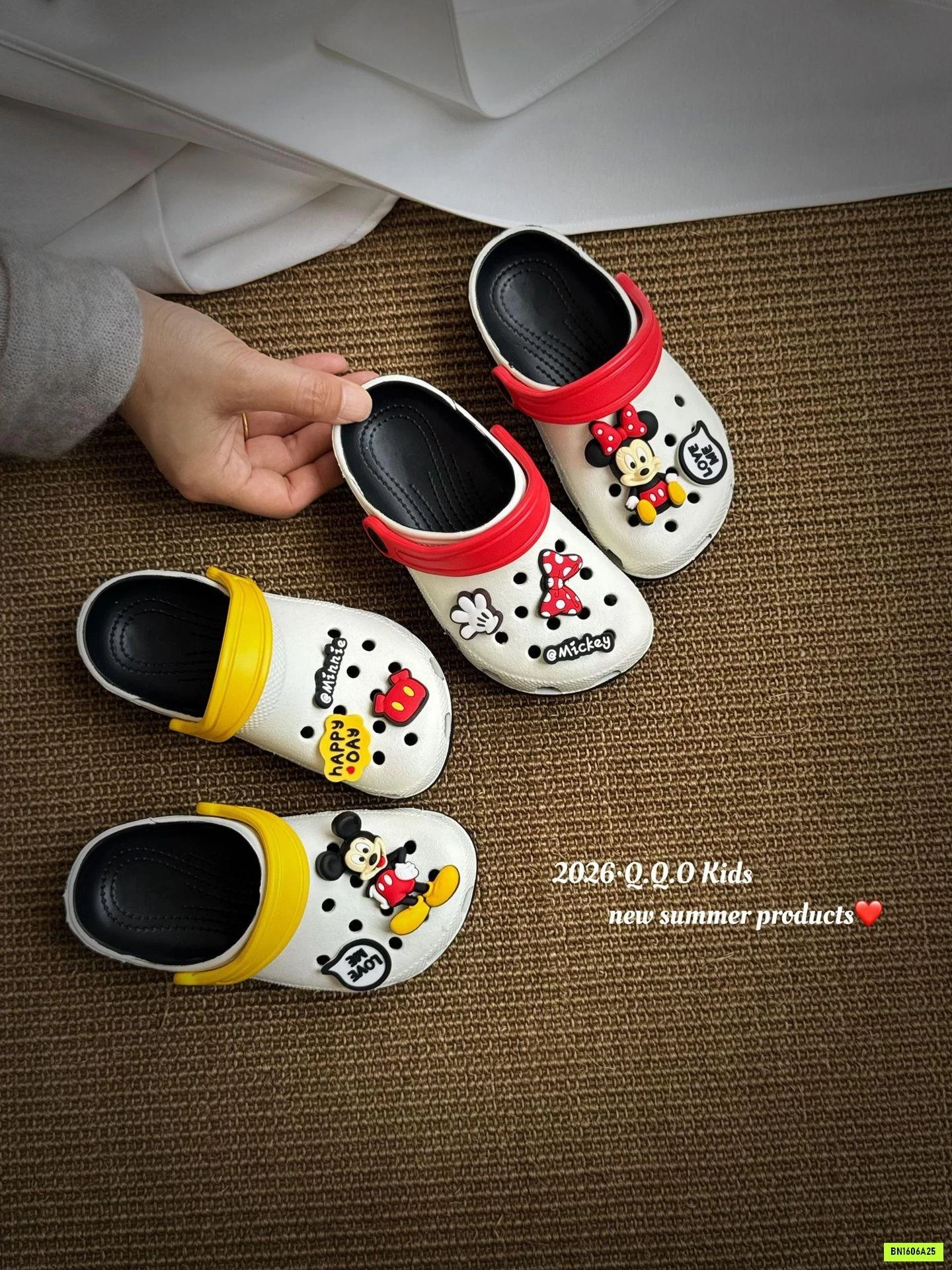 CROCS MICKEY