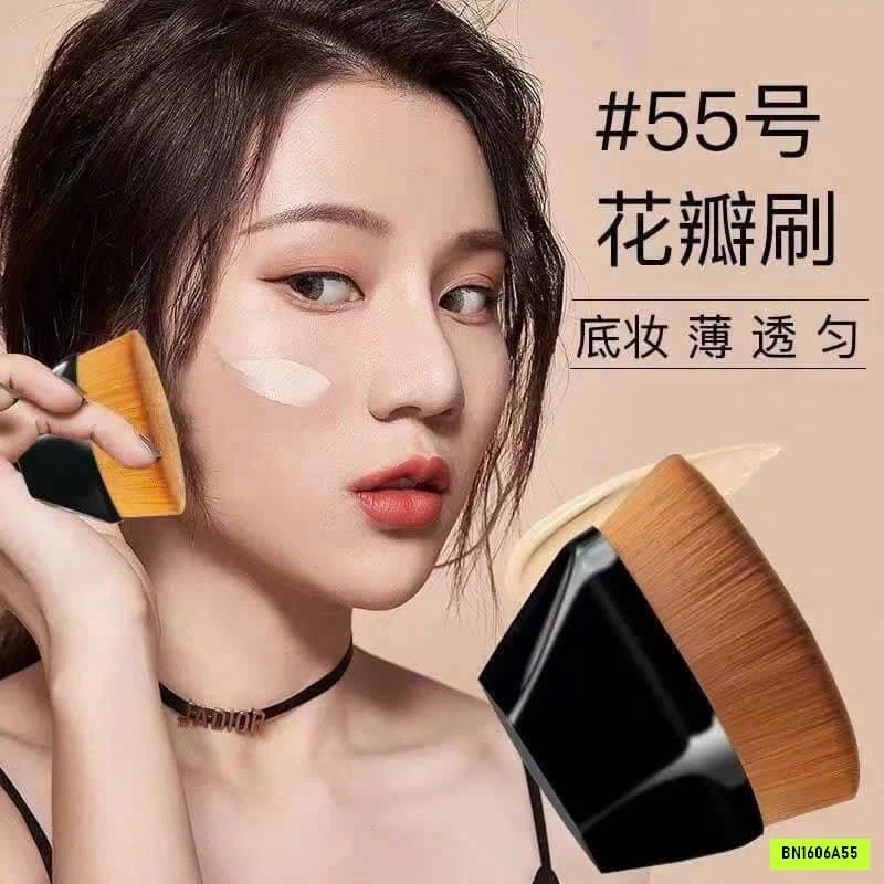 SÉT 2 CỌ ĐÁNH NỀN TRANG ĐIỂM PETAL MAGIC