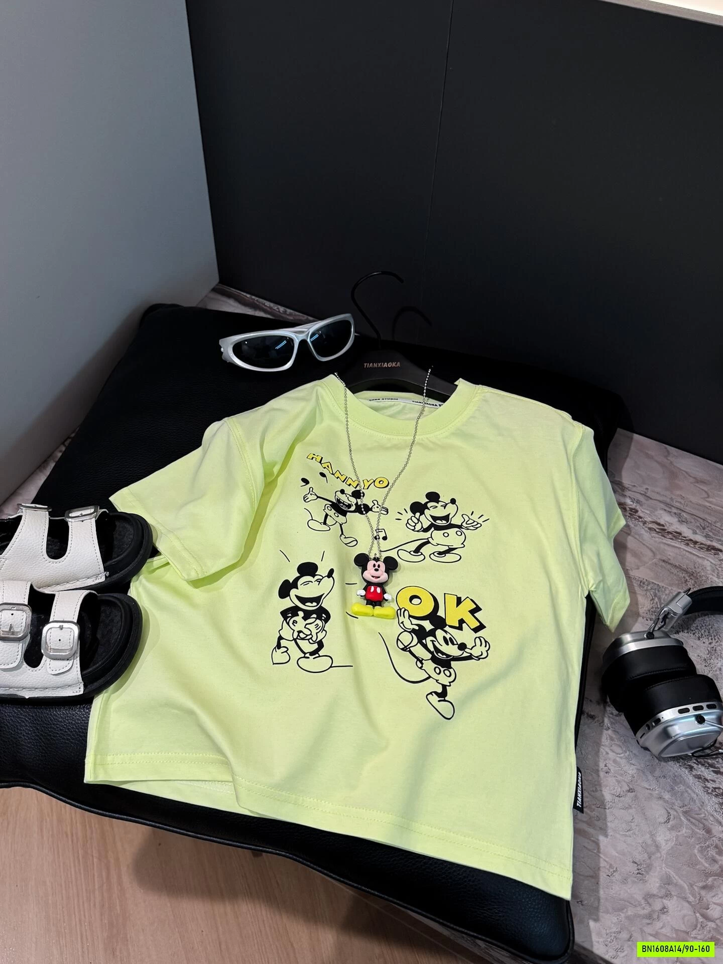 ÁO THUN MICKEY CỔ TRÒN