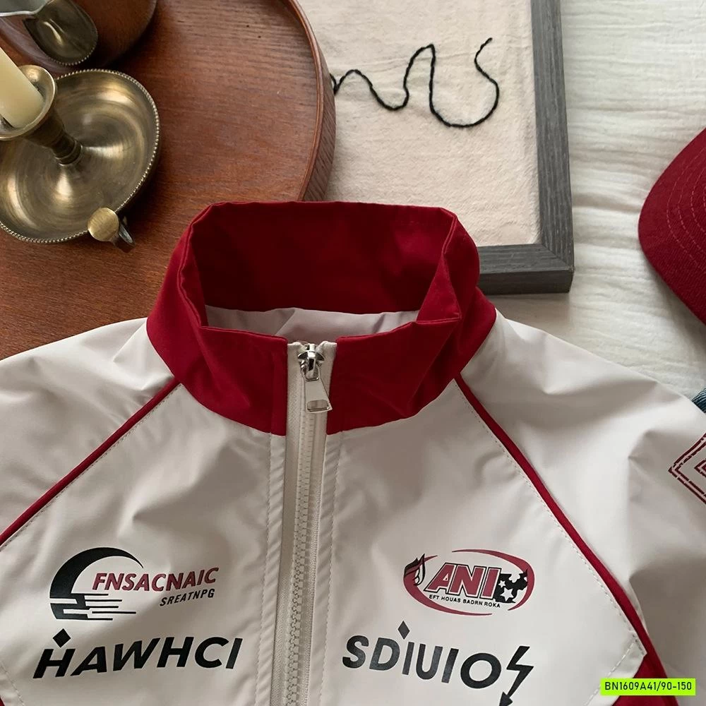 KHOÁC GIÓ PHỐI MÀU CÁ TÍNH