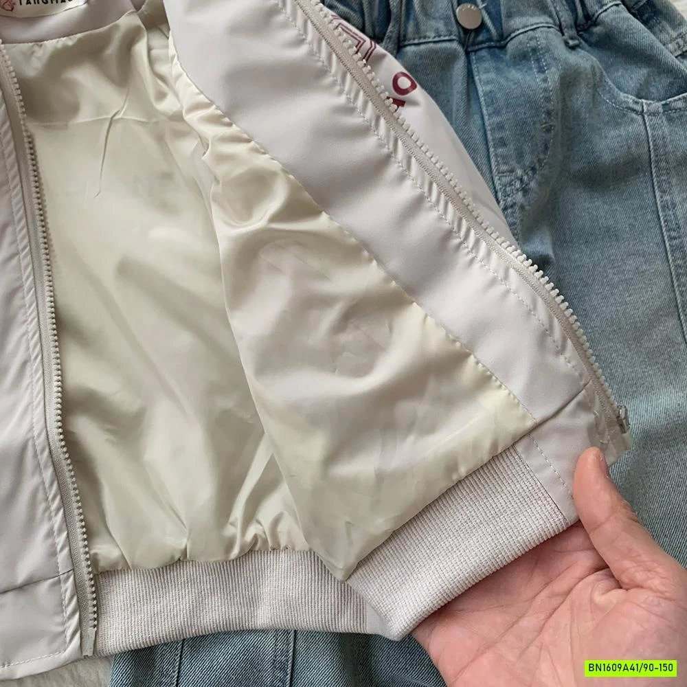 KHOÁC GIÓ PHỐI MÀU CÁ TÍNH