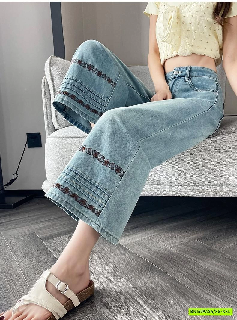 JEANS SUÔNG LỠ THÊU GẤU