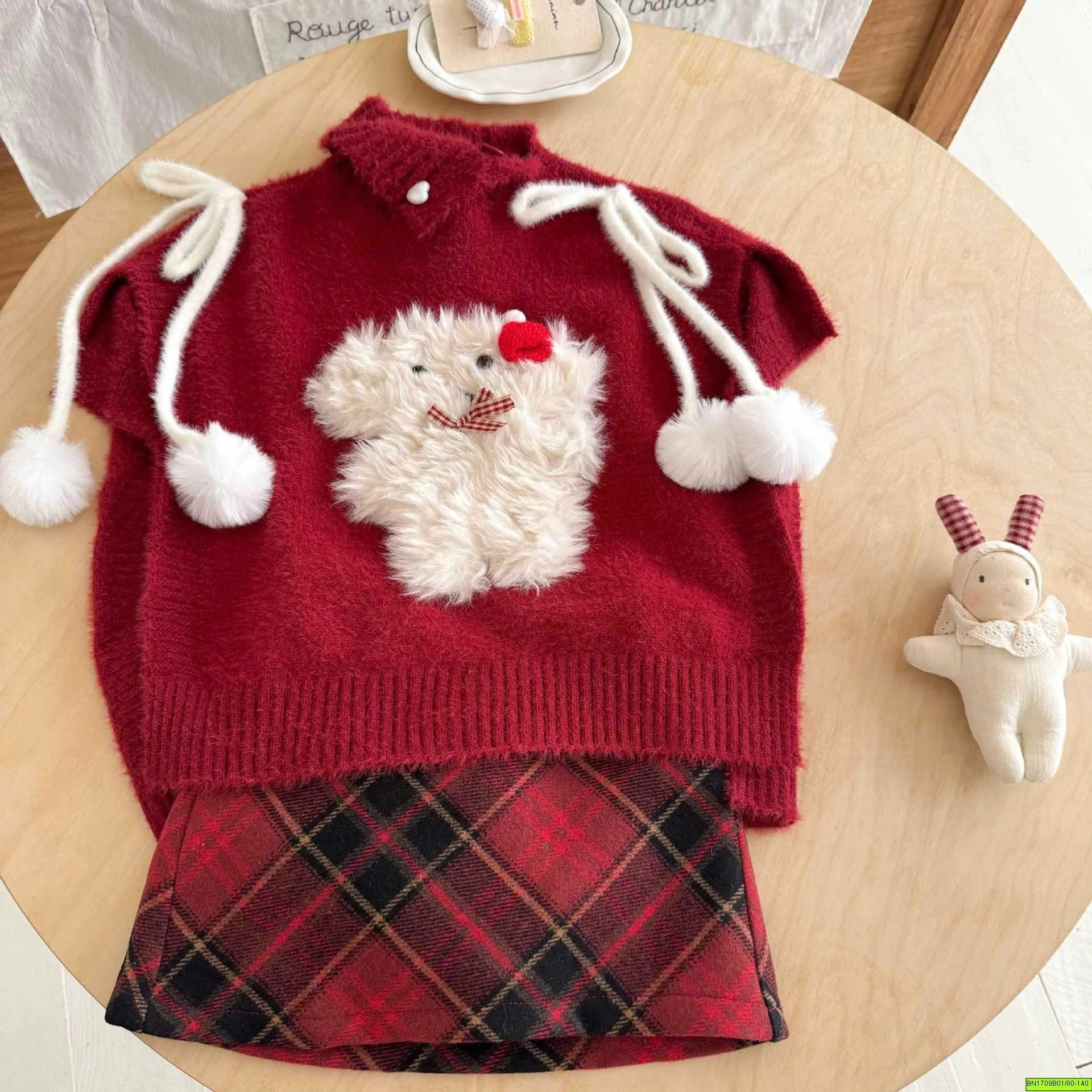 SET ÁO LEN MIX CHÂN VÁY CARO