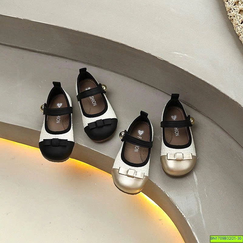HÀI NƠ QUAI DÁN SZ NHÍ CHO CÔNG CHÚA NHỎ