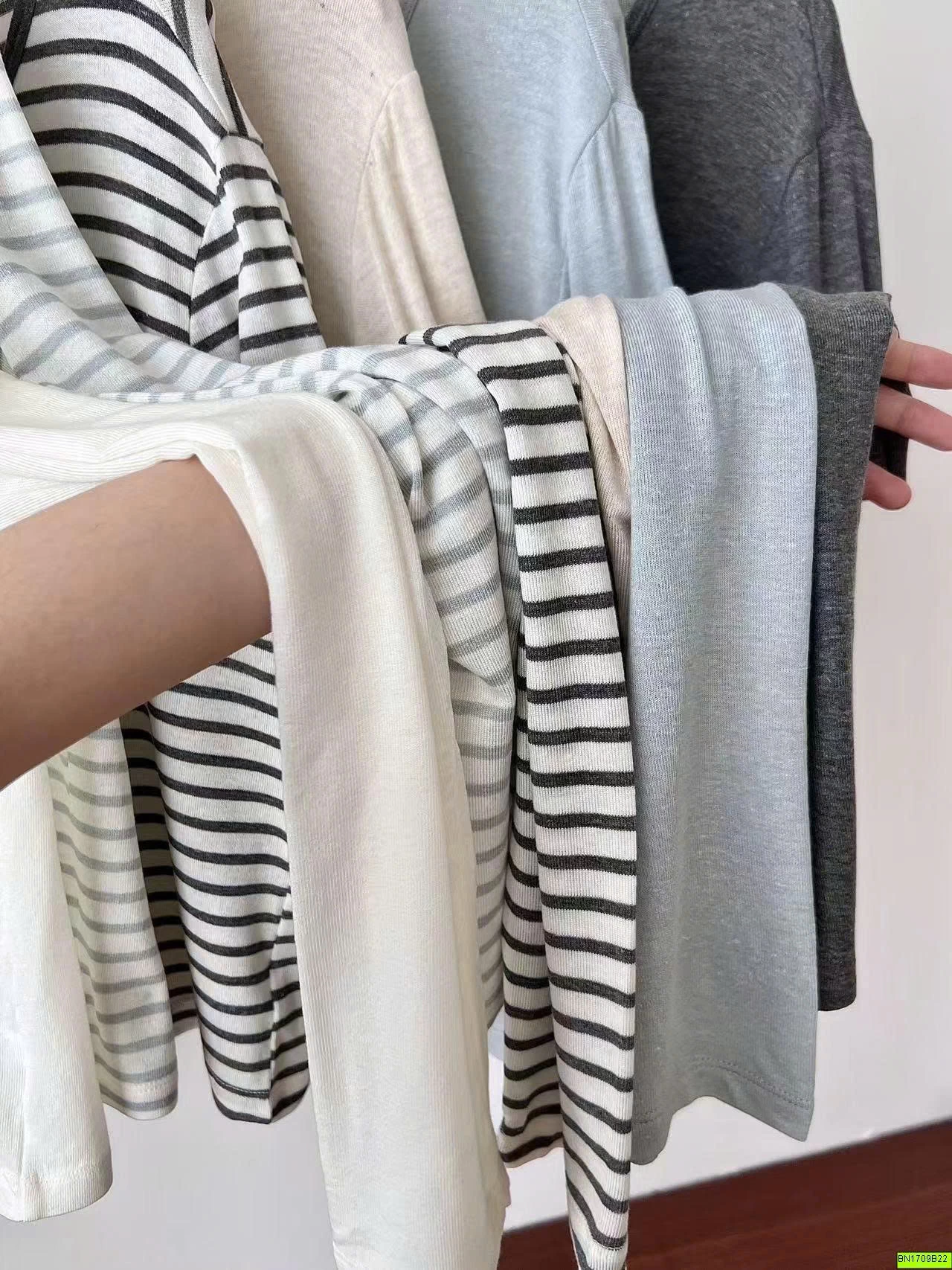 ÁO LEN CARDIGAN MỎNG