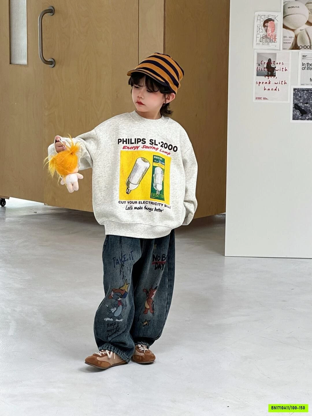 ÁO NỈ XÁM MIX JEANS HOẠT HÌNH