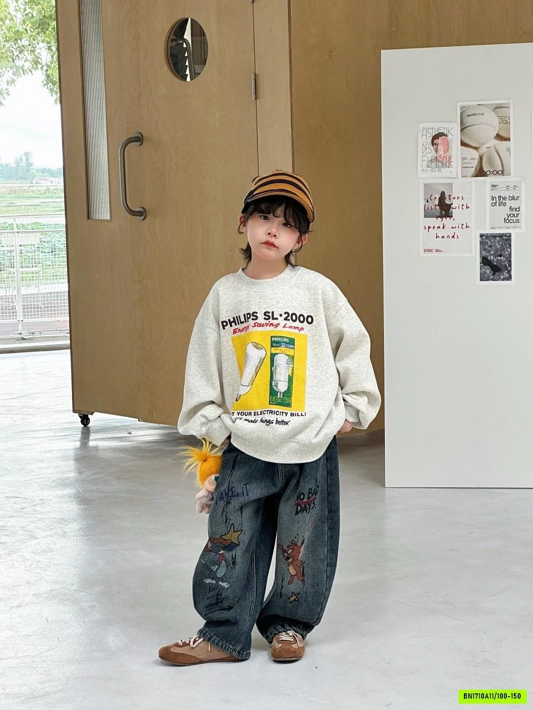 ÁO NỈ XÁM MIX JEANS HOẠT HÌNH