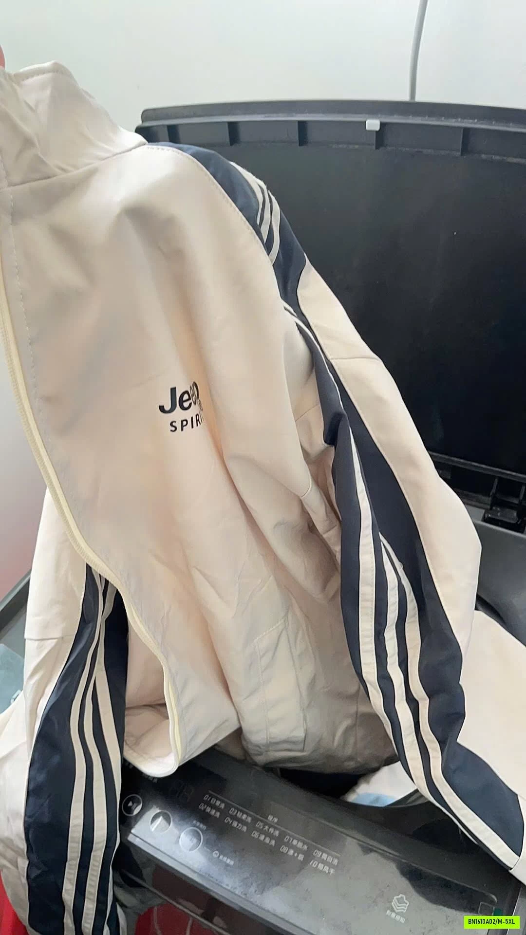 SÉT BỘ GIÓ SỌC BÊN JEEP