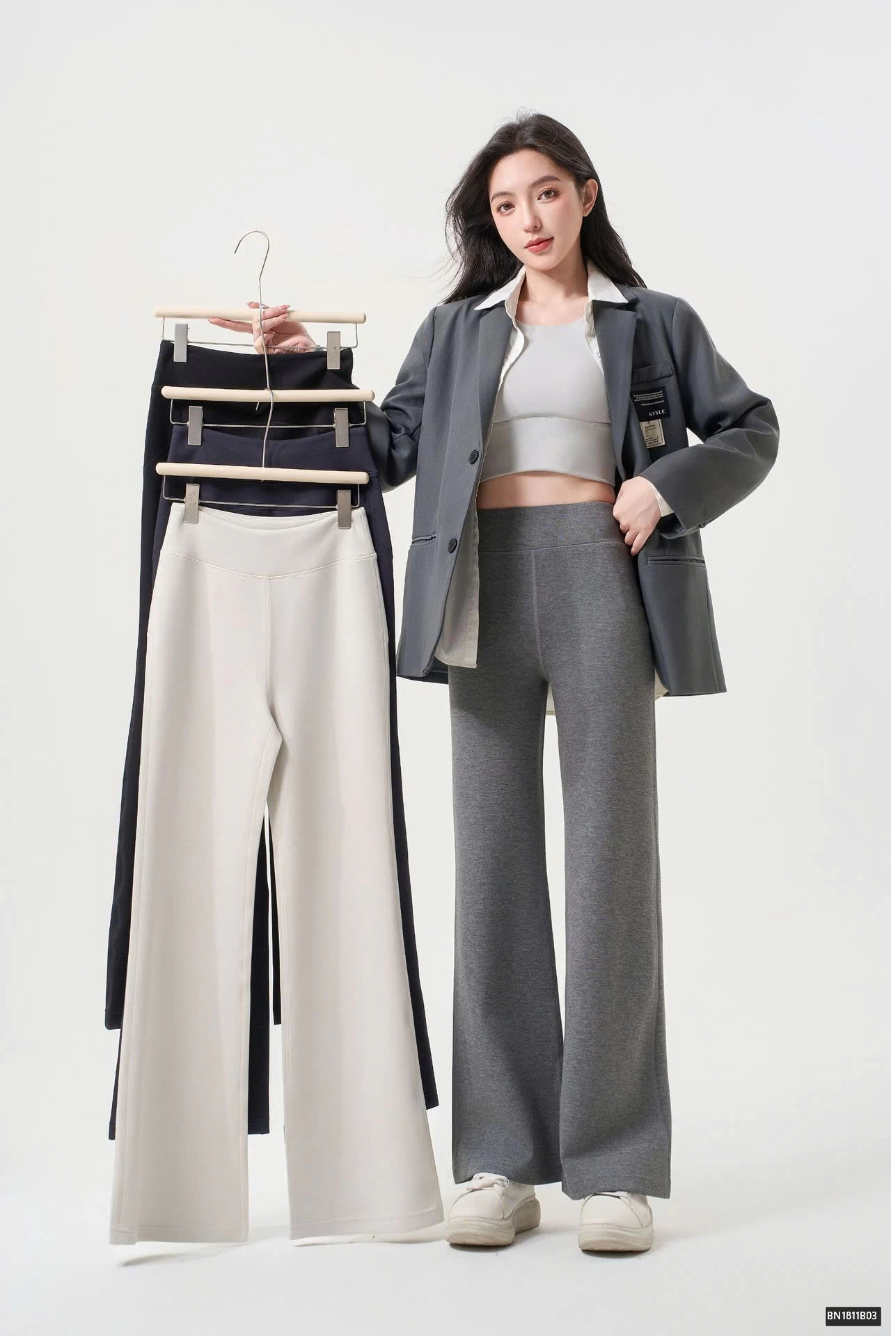 QUẦN COTTON ỐNG ĐỨNG DÁNG LOE NHẸ