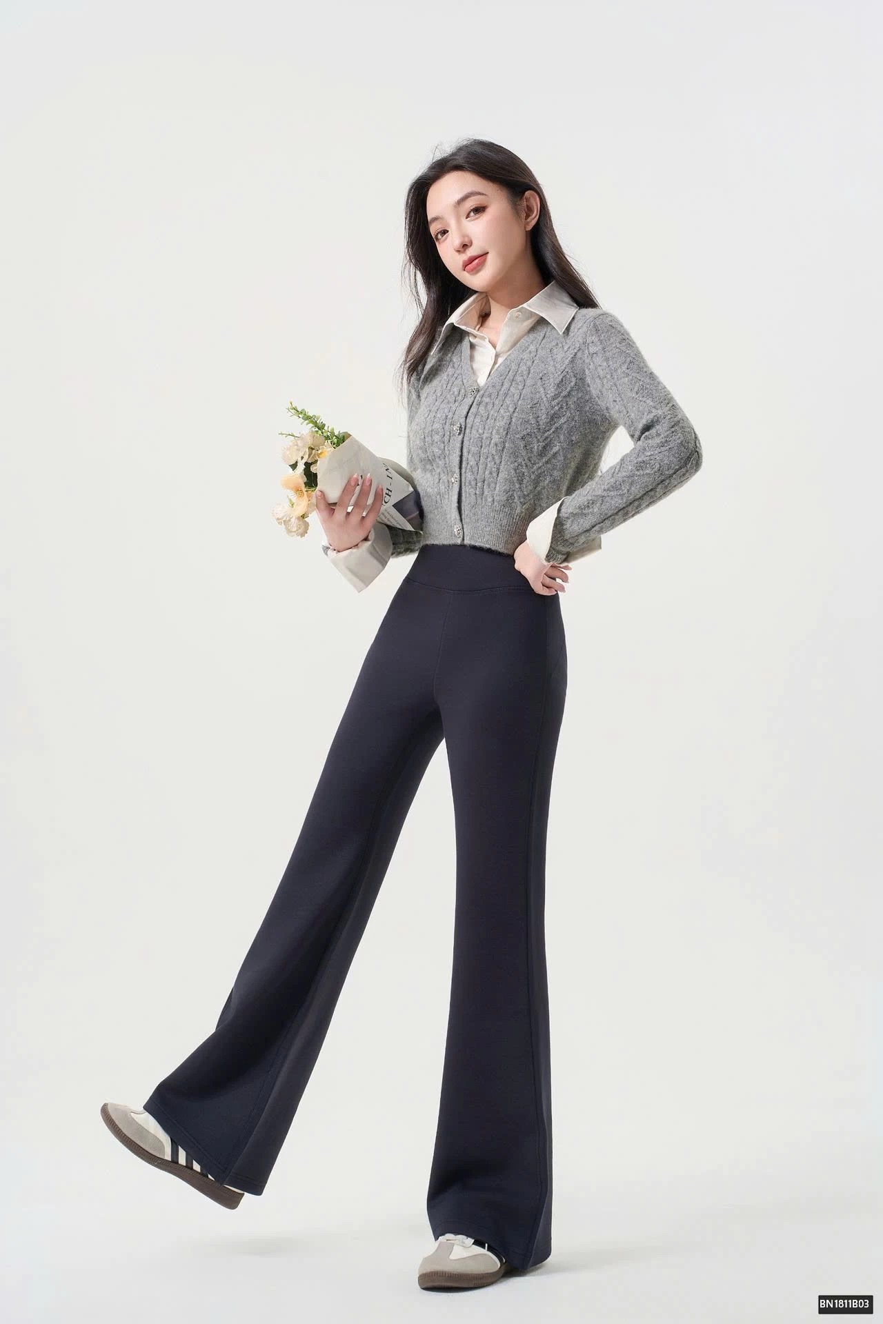 QUẦN COTTON ỐNG ĐỨNG DÁNG LOE NHẸ