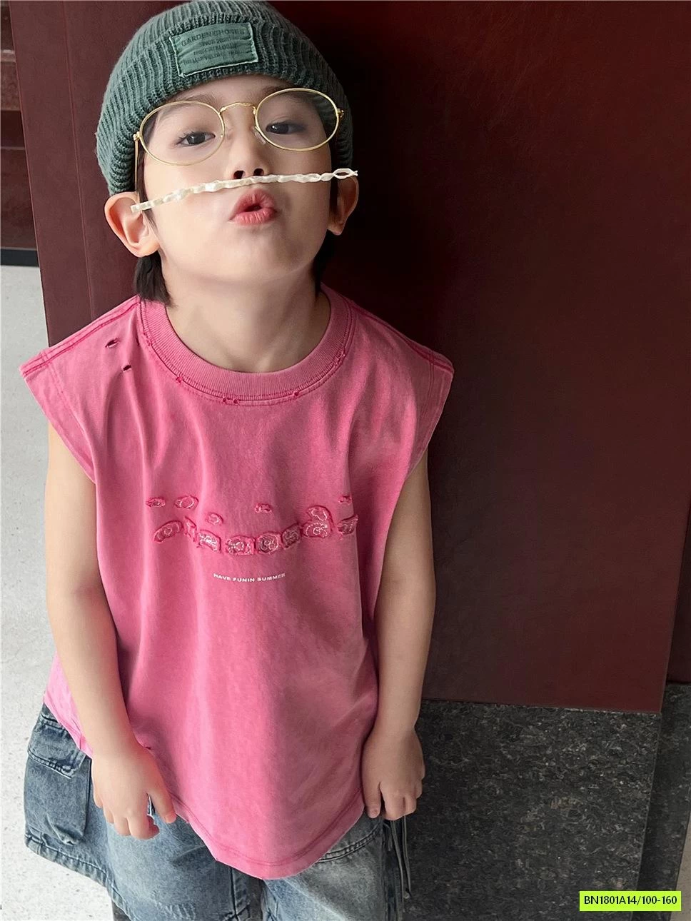 ÁO SÁT NÁCH THÊU CHỮ SNIDOLS