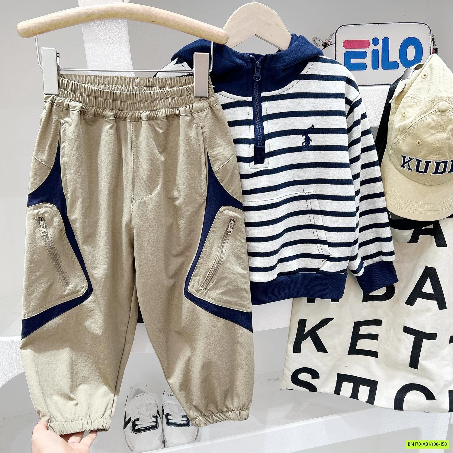 JOGGER PHỐI MÀU TÚI KACADY