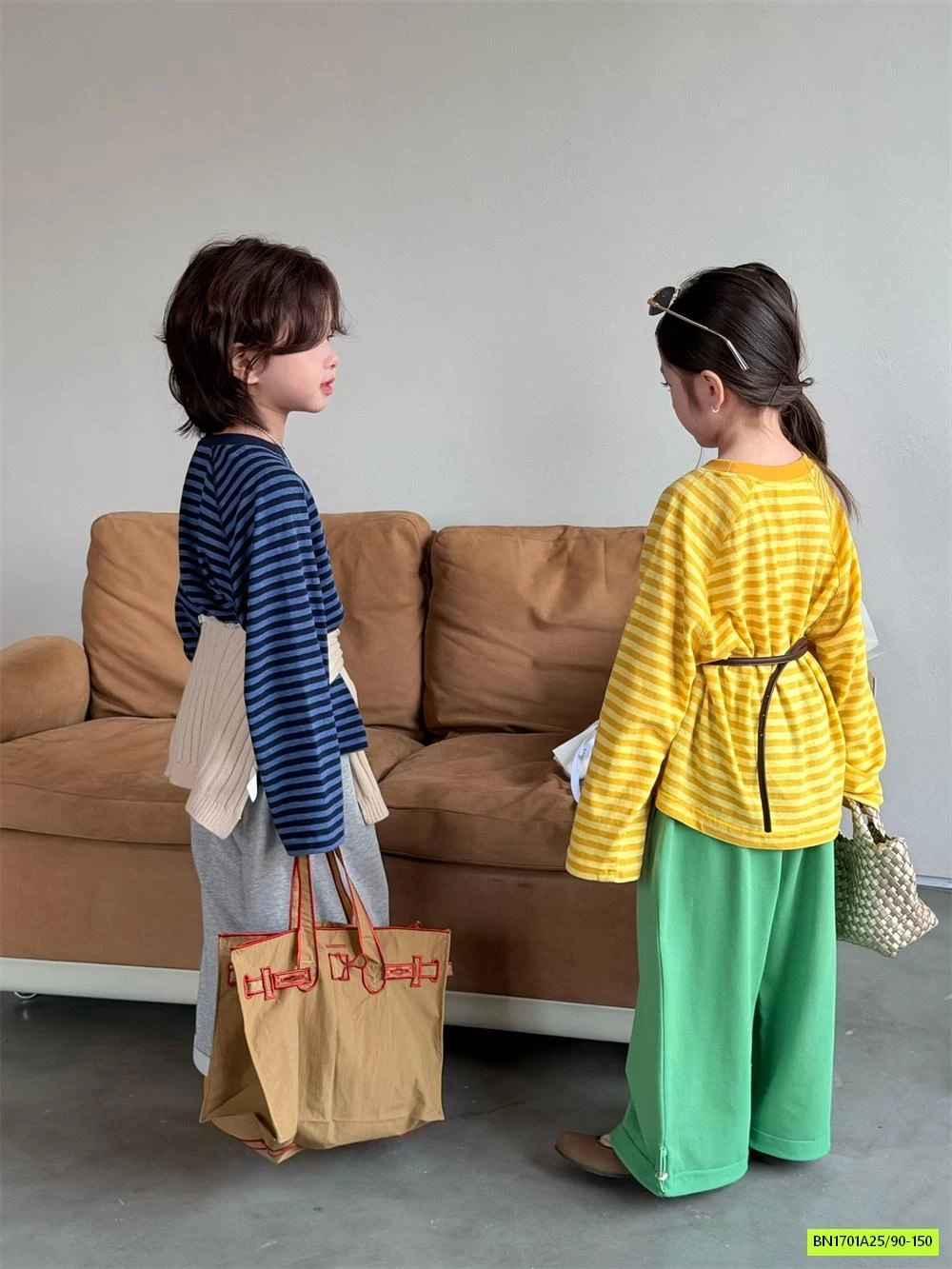 ÁO THUN KẺ SẮC MÀU