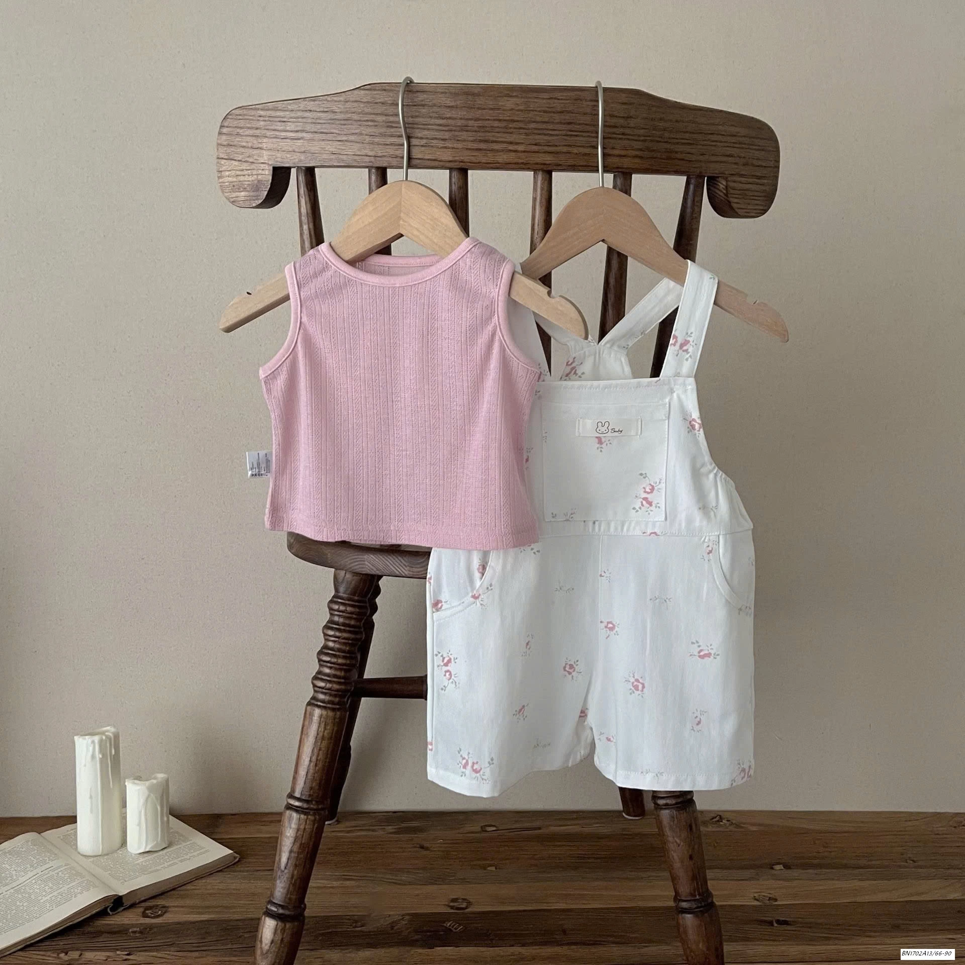 SÉT YẾM THỎ ÁO HỒNG