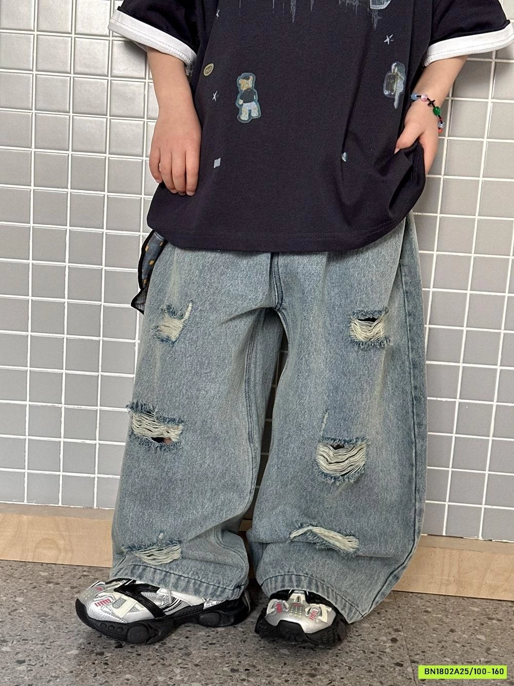 ÁO THUN ĐEN MIX JEANS SUÔNG TÁCH AFTE