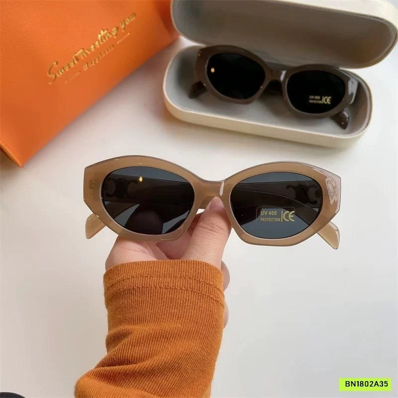 KÍNH RÂM THỜI TRANG