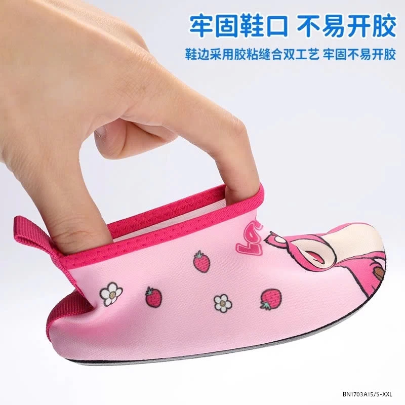 GIÀY ĐI BIỂN DISNEY