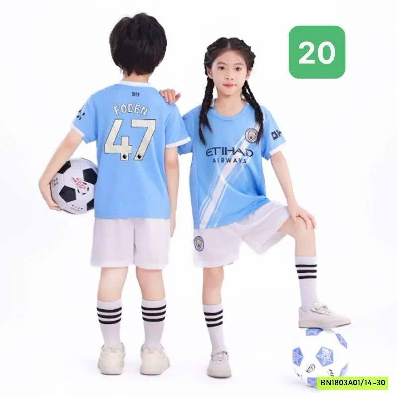 BỘ THỂ THAO BÓNG ĐÁ MẪU MỚI