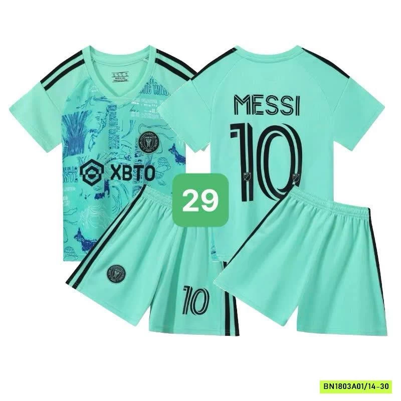 BỘ THỂ THAO BÓNG ĐÁ MẪU MỚI