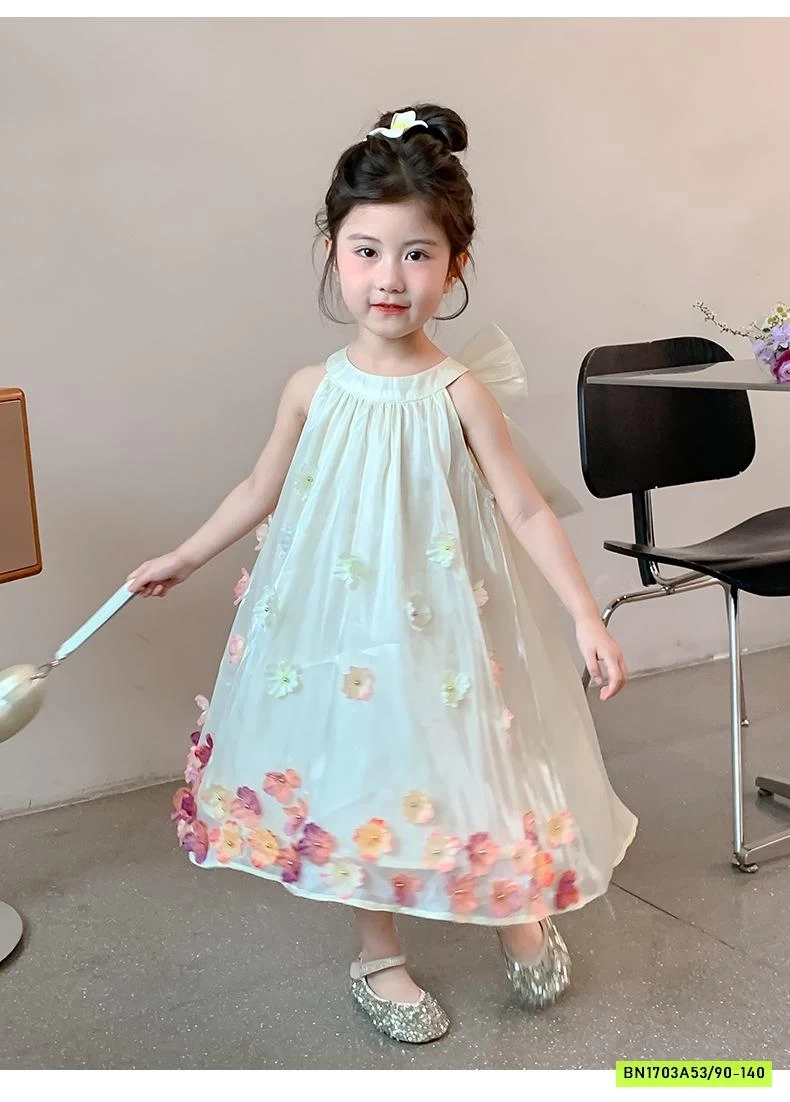 ĐẦM CỔ YẾM GẮN HOA 3D