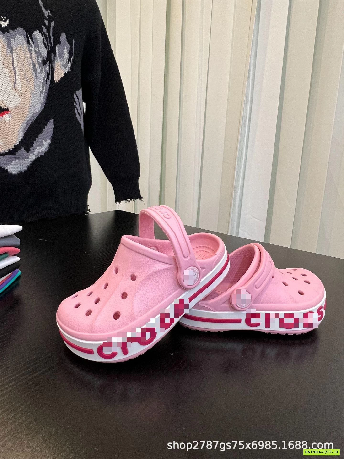 CROCS SIÊU NHẸ