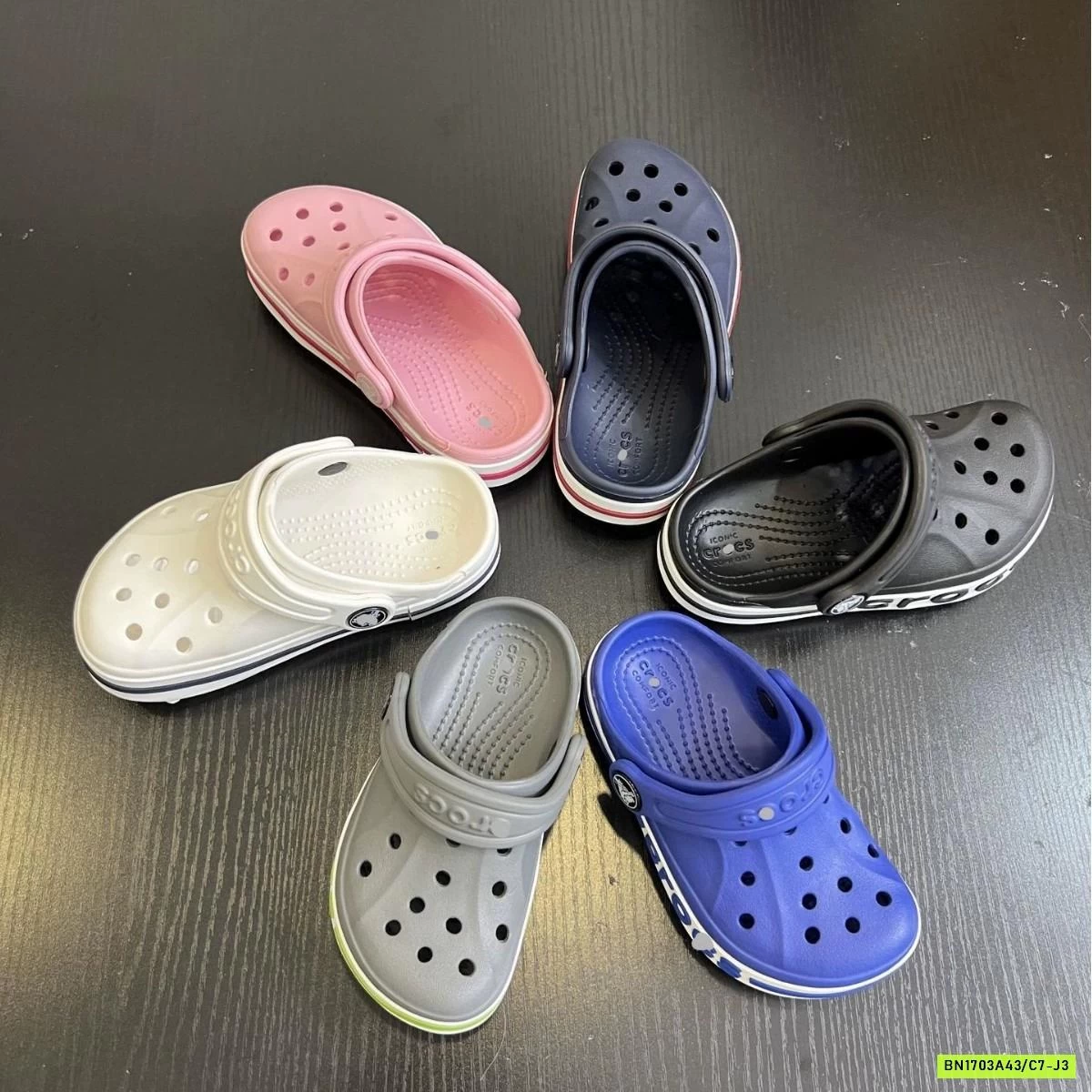 CROCS SIÊU NHẸ