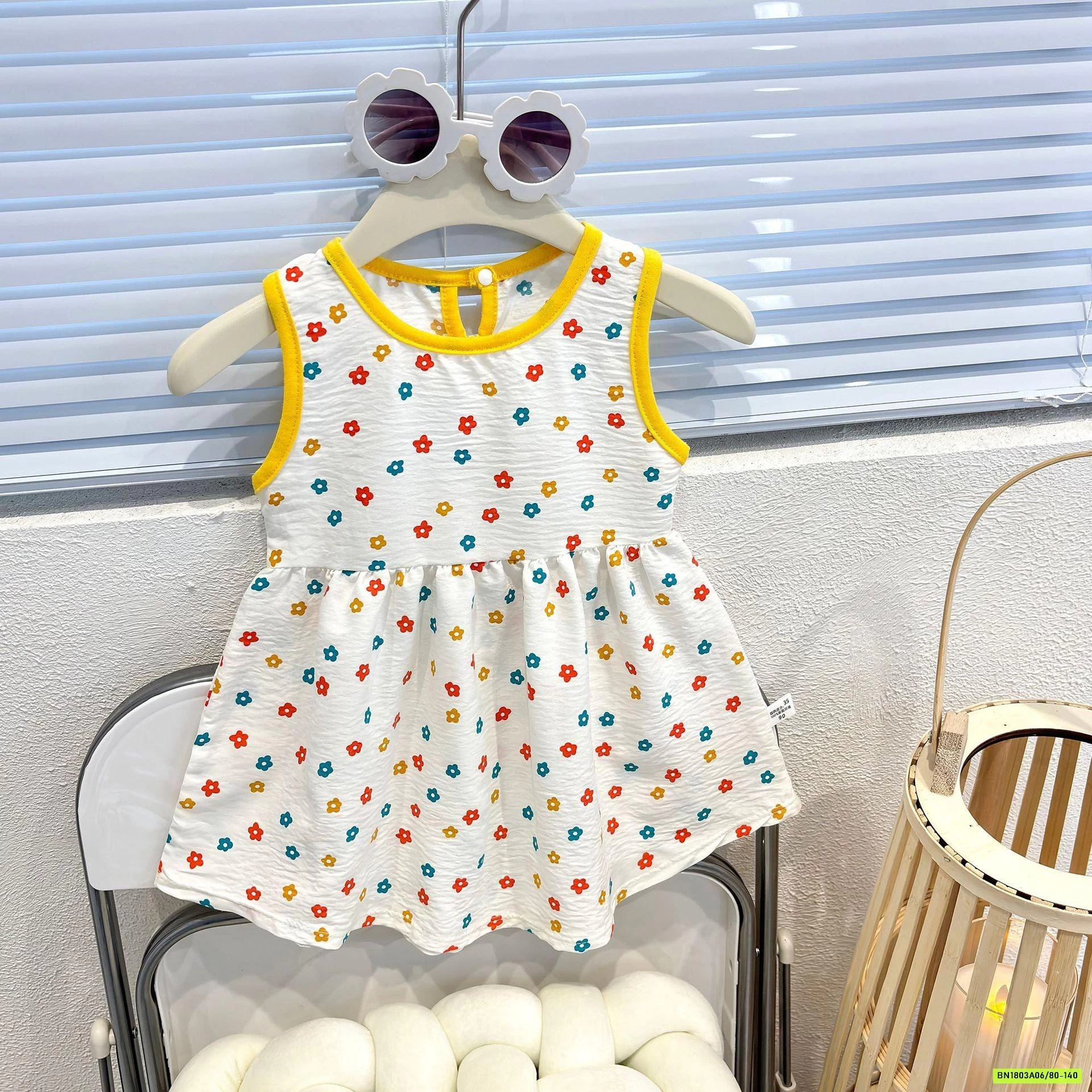 VÁY LANH SÁT NÁCH HOA NHÍ