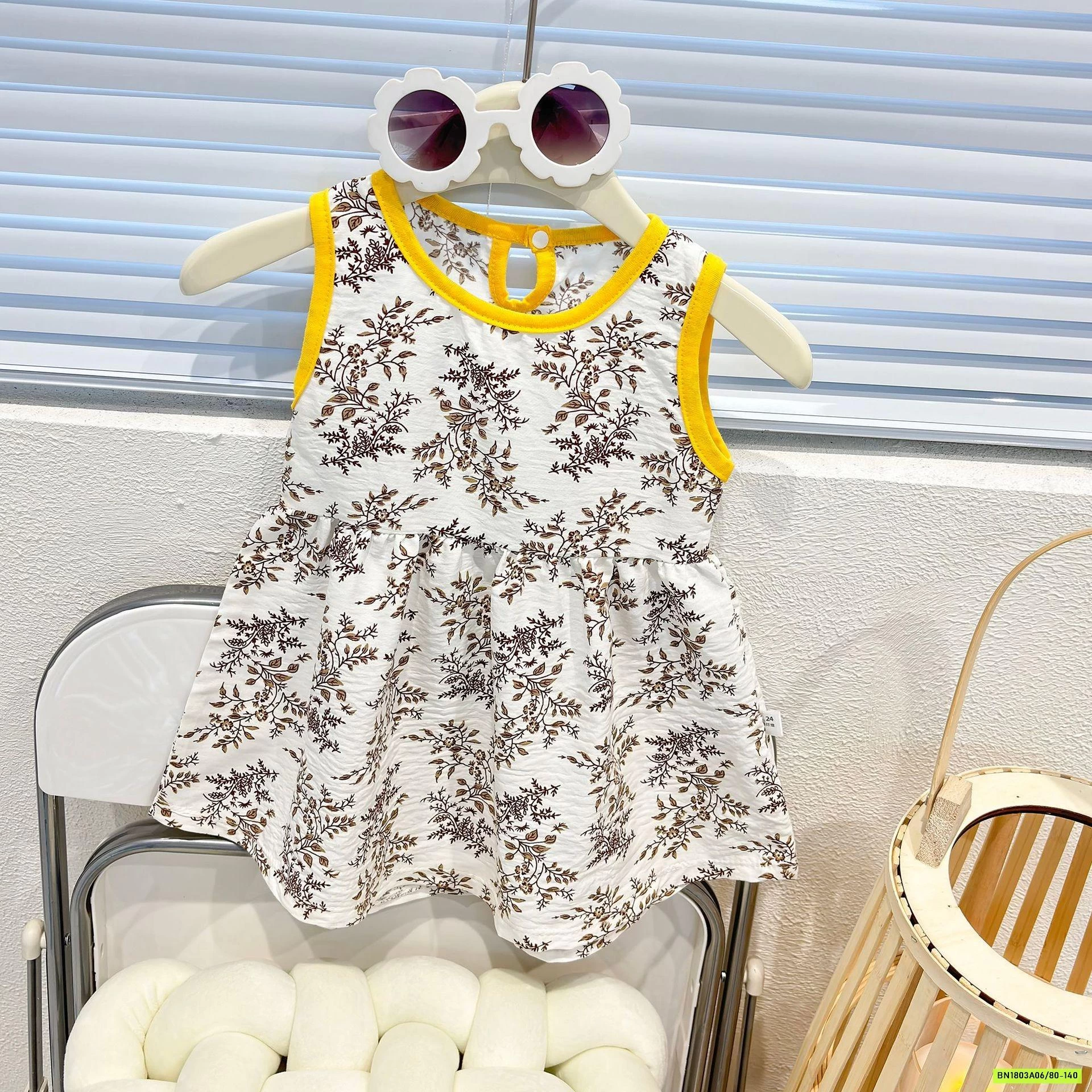 VÁY LANH SÁT NÁCH HOA NHÍ