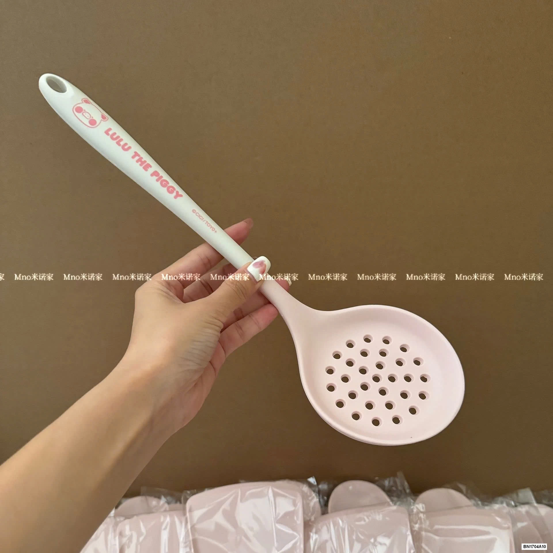 BỘ 3 DỤNG CỤ BẾP SILICON CHỊU NHIỆT CAO