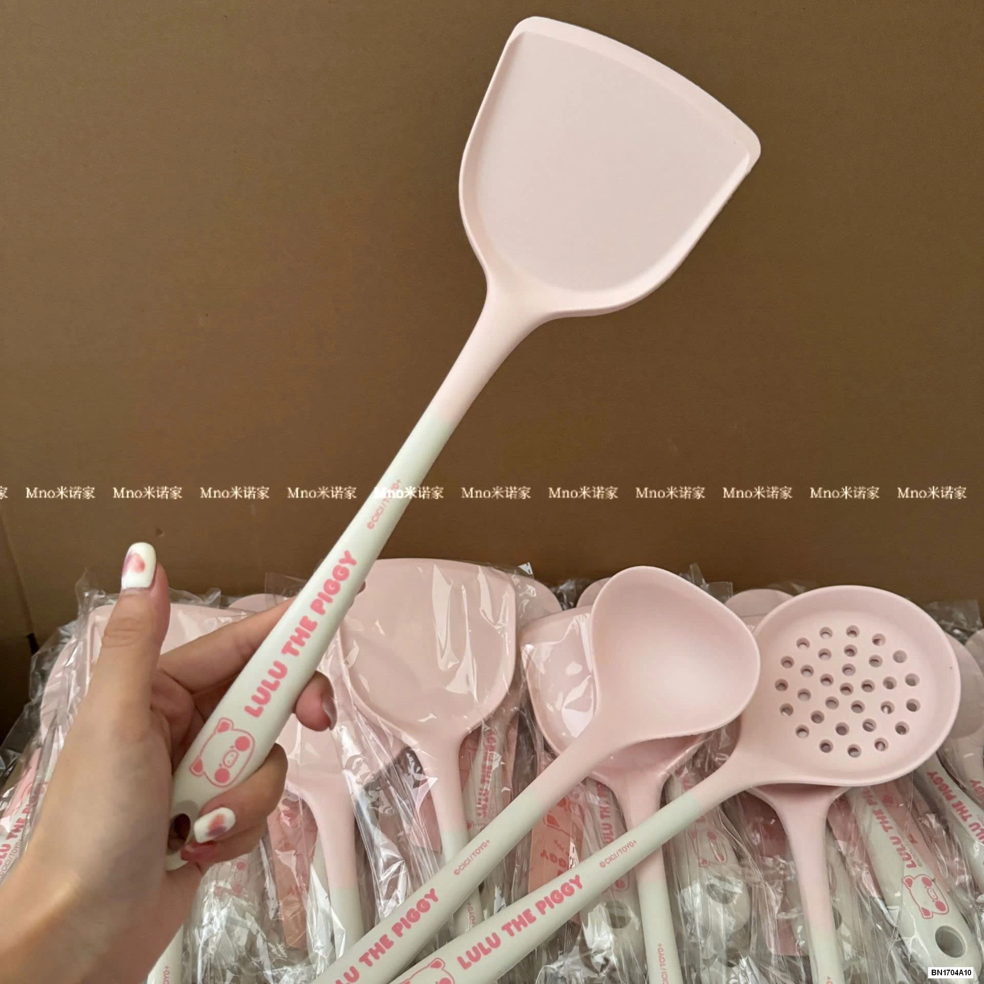 BỘ 3 DỤNG CỤ BẾP SILICON CHỊU NHIỆT CAO