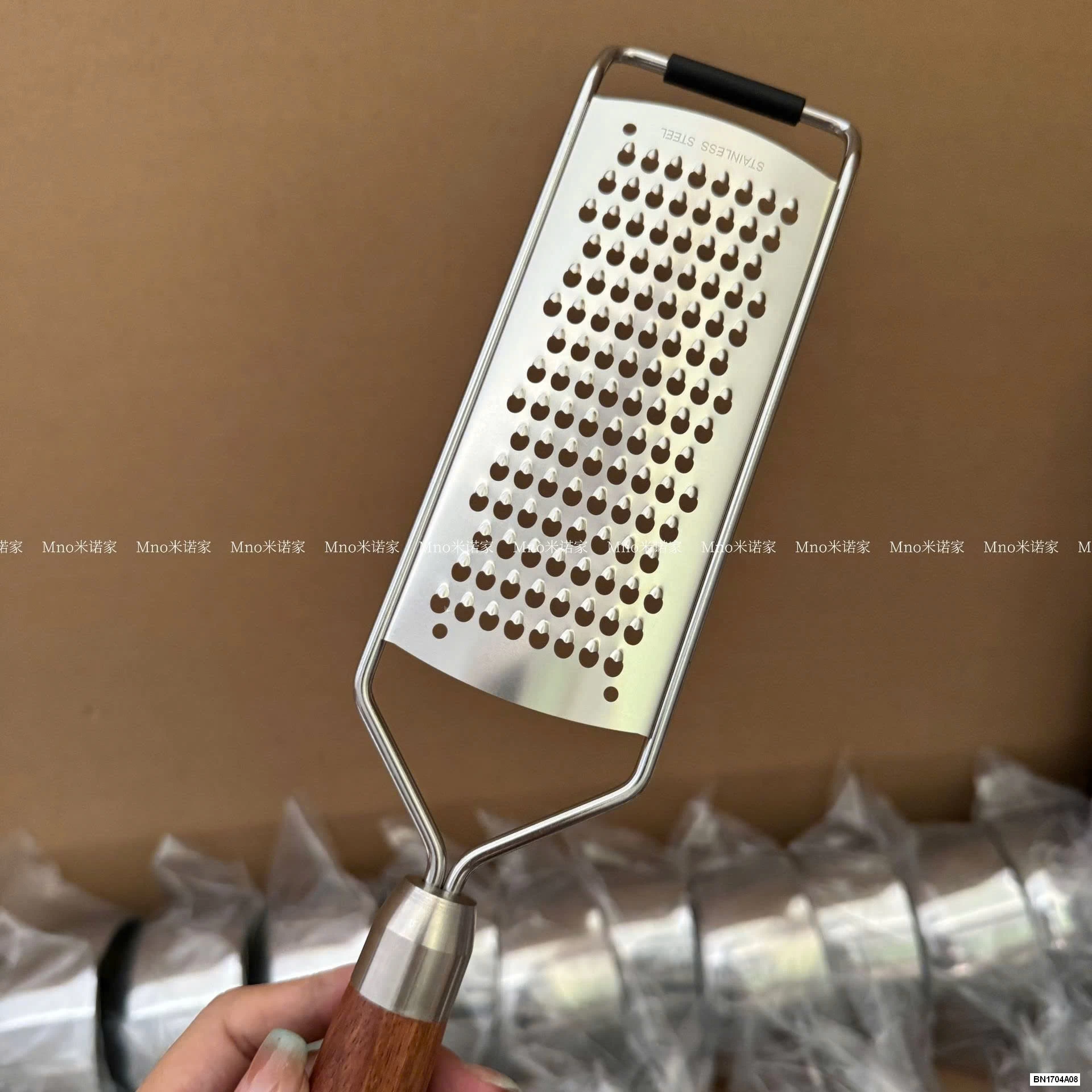 DỤNG CỤ BÀO RAU CỦ NHÀ BẾP