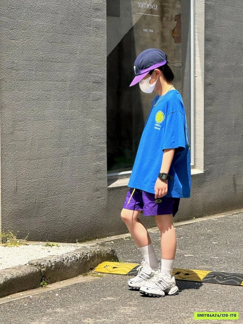 ÁO THUN IN HOẠT TIẾT LƯNG NỔI BẬT