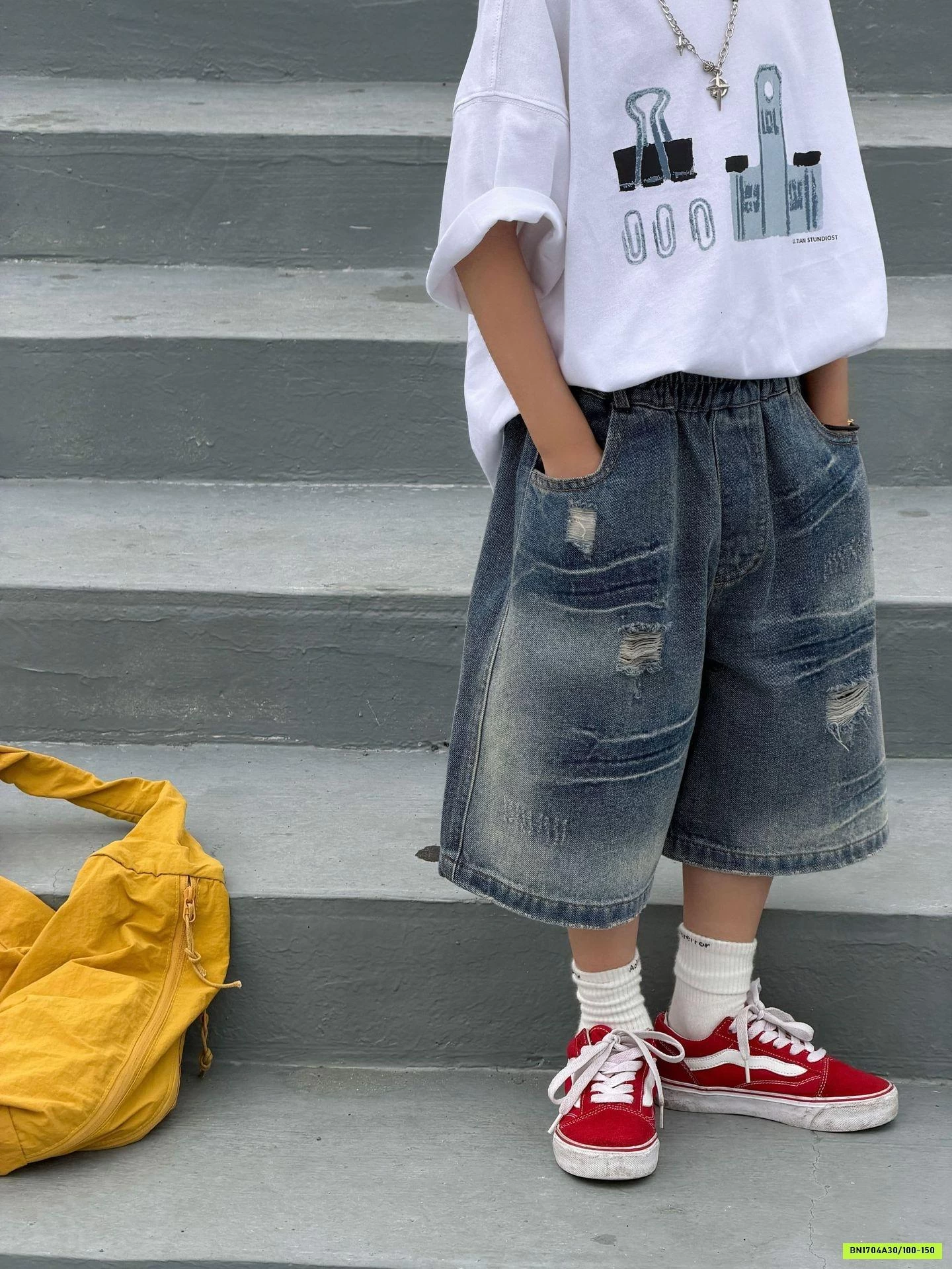 SHORT JEANS BẠC MÀU RÁCH GỐI WUDIBOOM