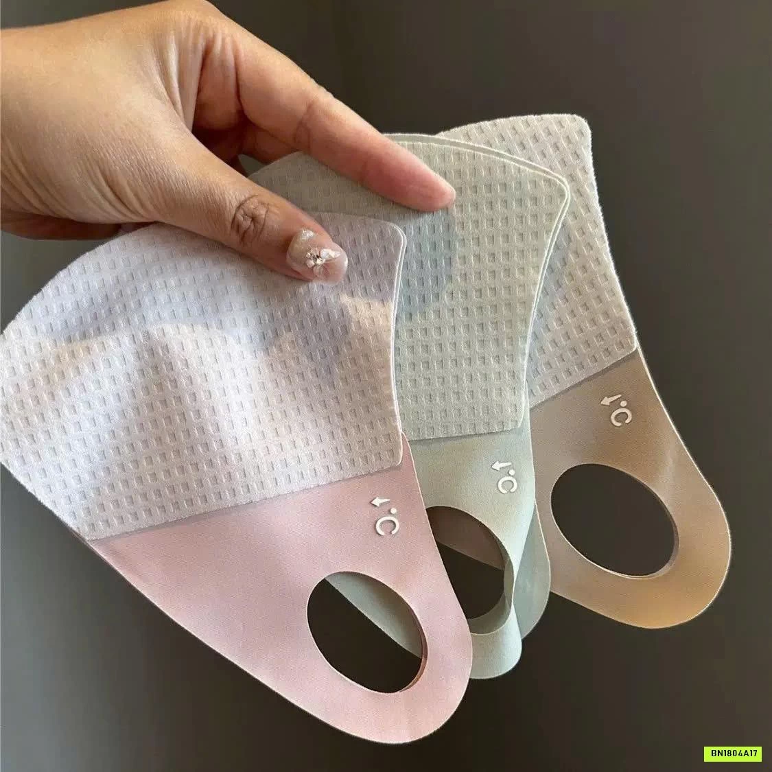 SÉT 6 KHẨU TRANG BĂNG LẠNH