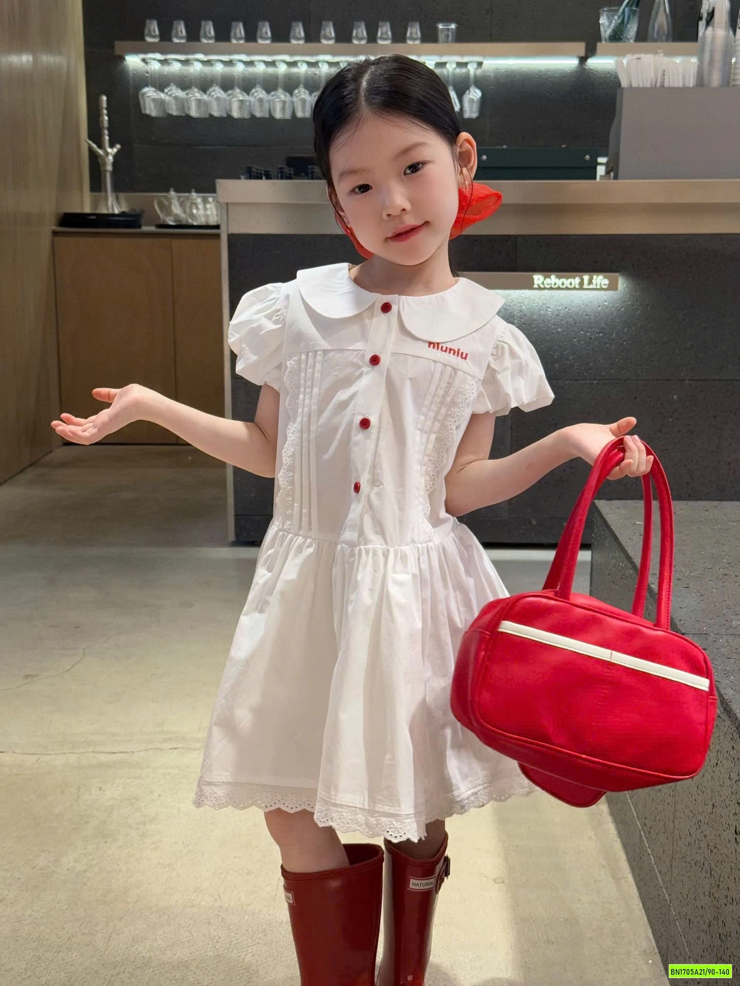 ĐẦM TRẮNG CỔ SEN MIU MIU