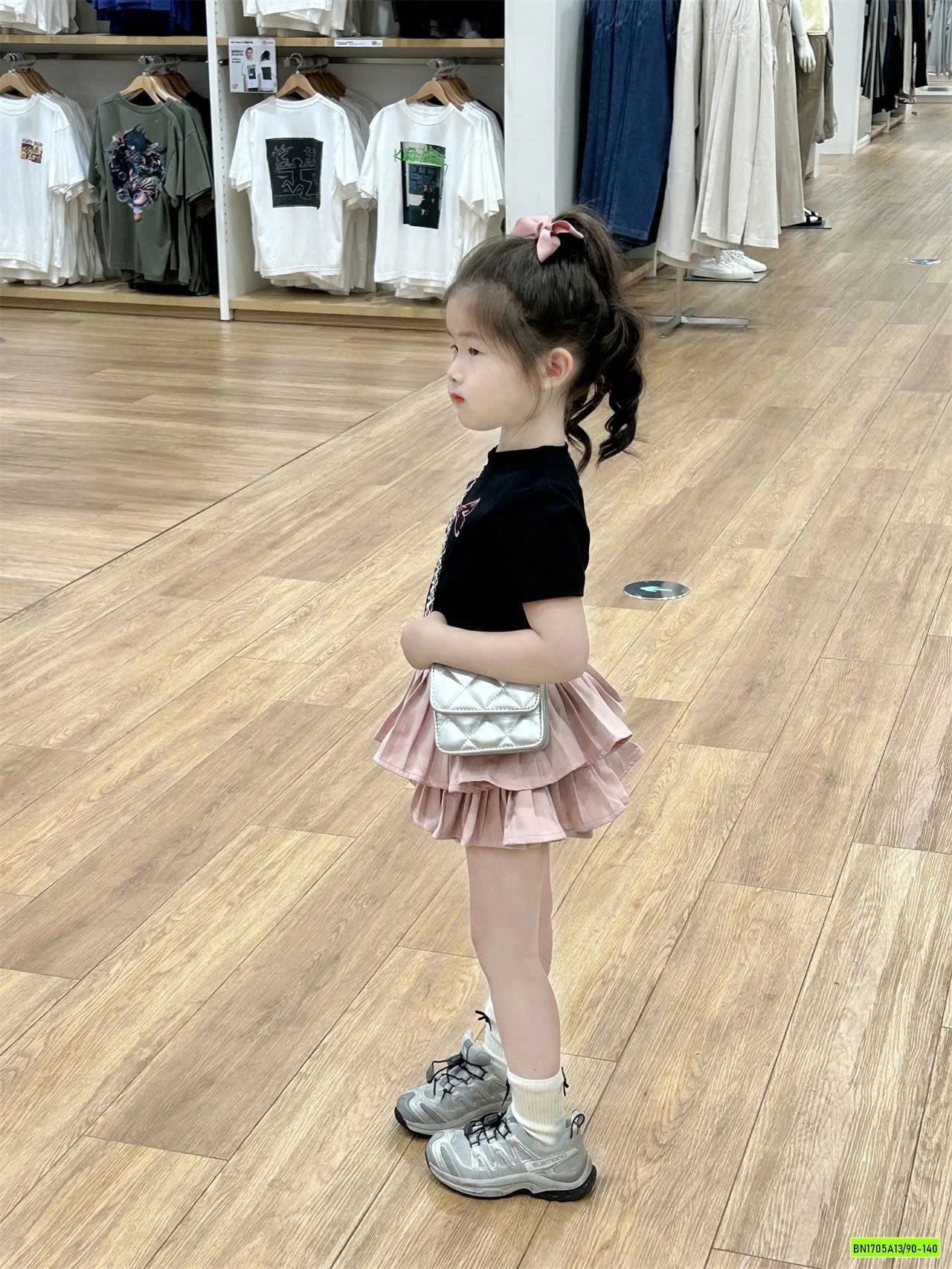 CROPTOP ĐEN MIX CV HỒNG