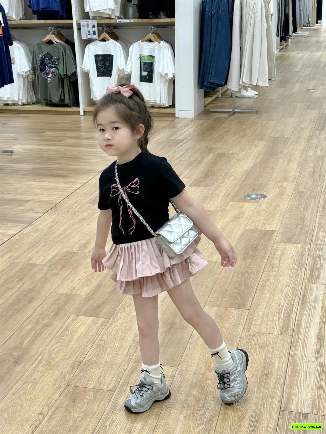 CROPTOP ĐEN MIX CV HỒNG