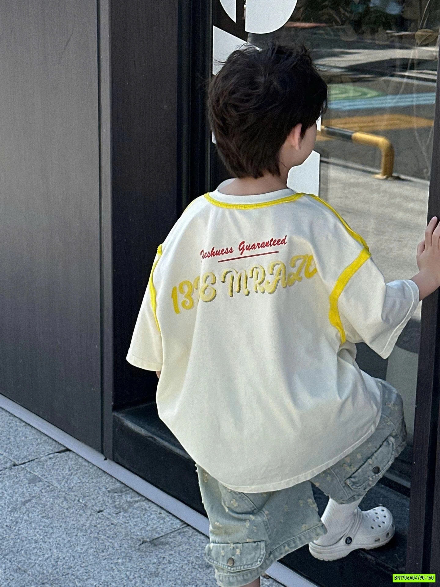 ÁO THUN GẮN GẤU