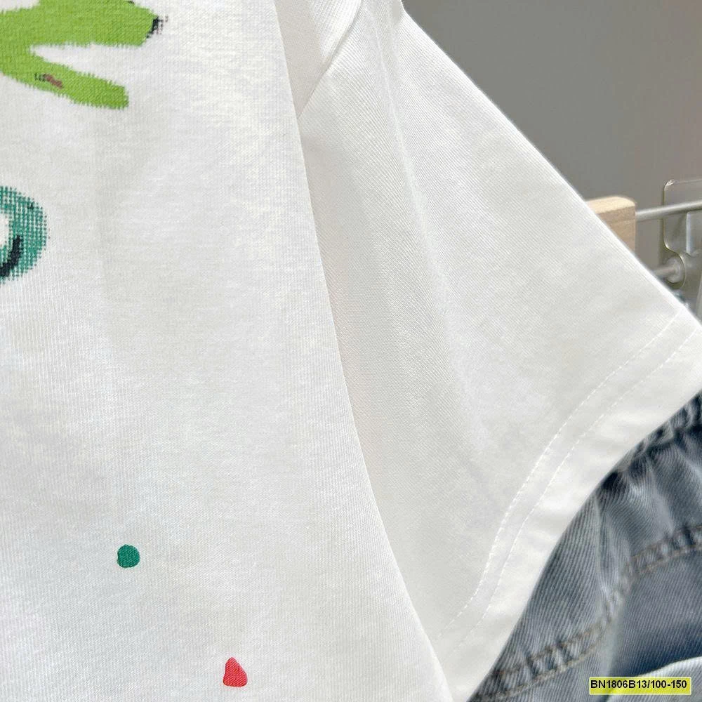 ÁO THUN CHỮ VẢY SƠN KACADY